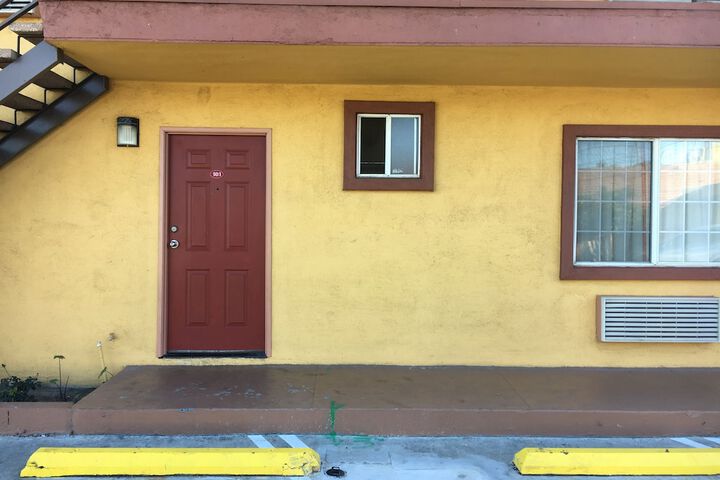 Property Grounds 31 of 37