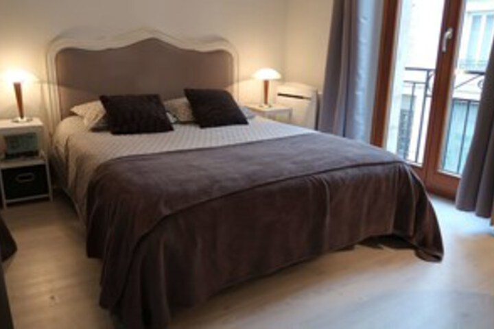 Room 12 of 12