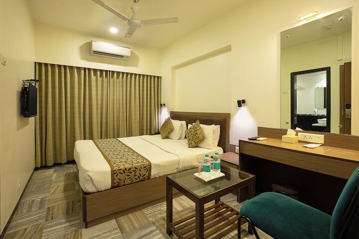 Room 29 of 50