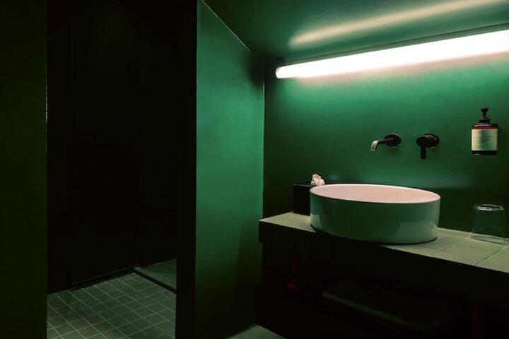 Room 59 of 85