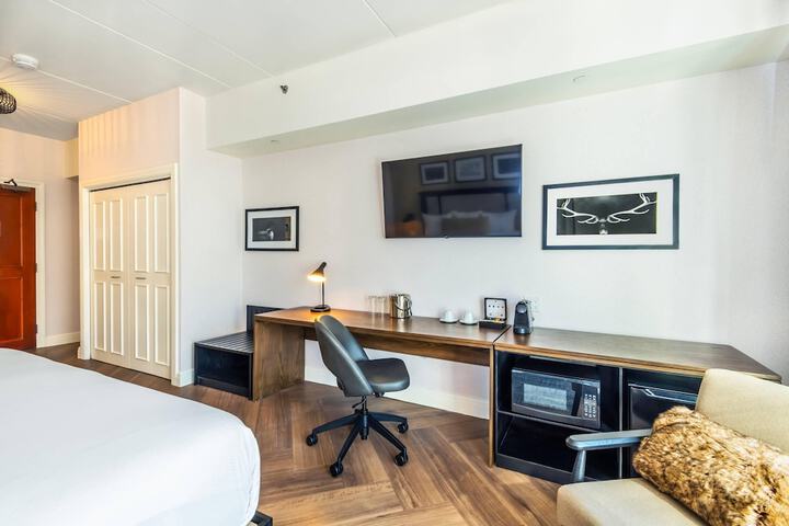 Room 36 of 123