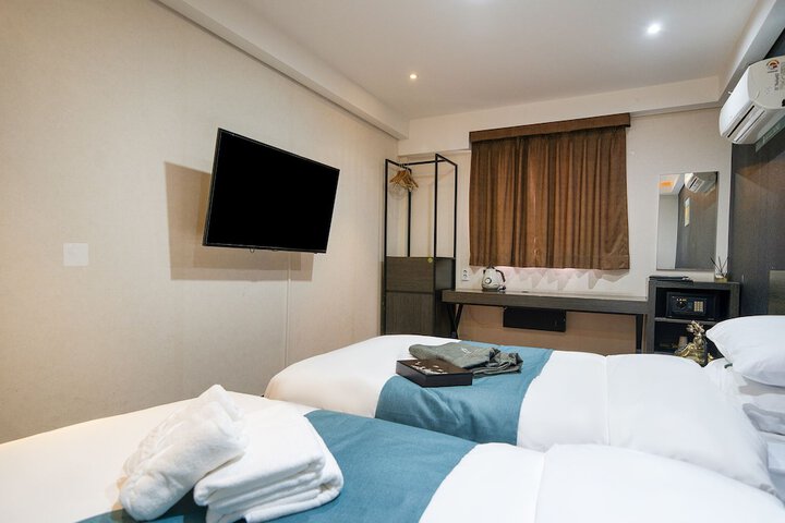 Room 15 of 85