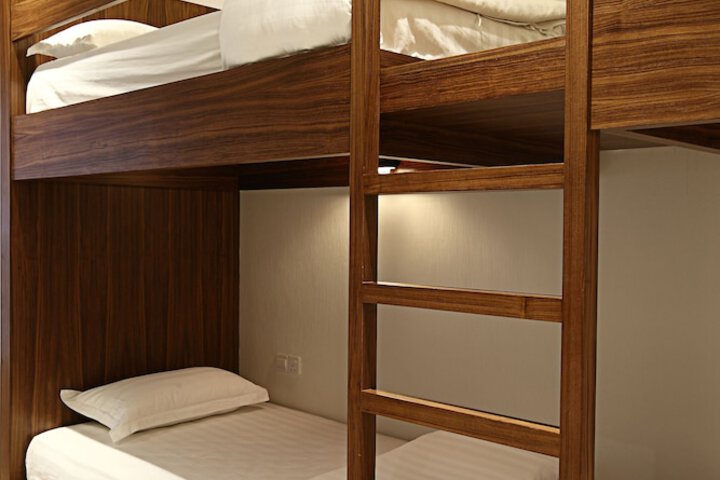 Room 28 of 41
