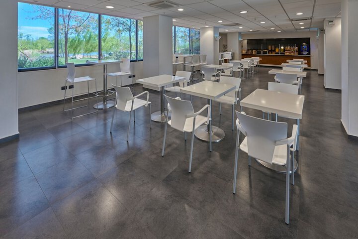 Breakfast/Coffee Service 50 of 73