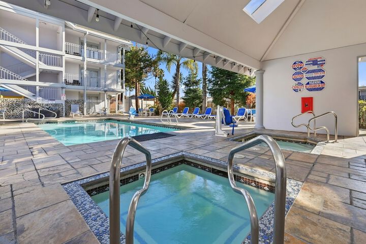 Pool 52 of 75