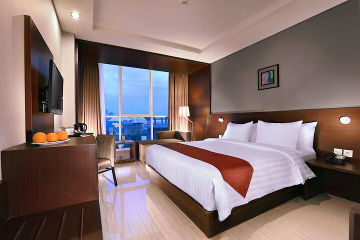 Room 4 of 35