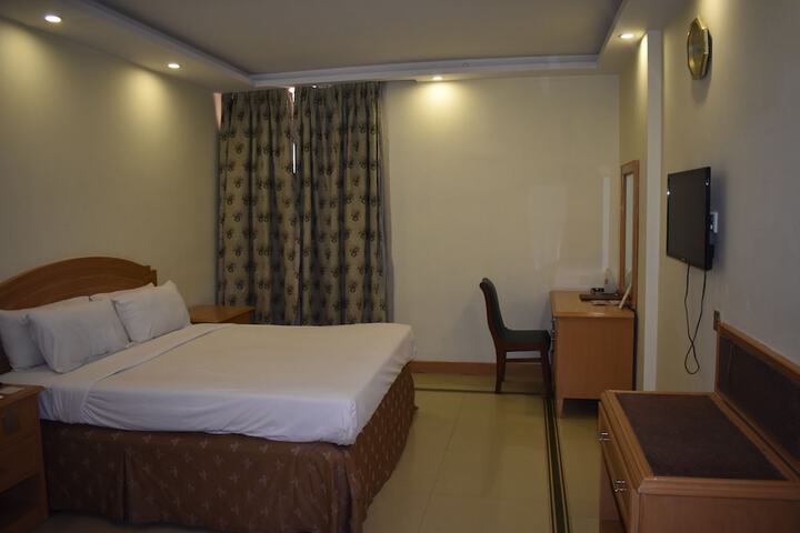 Room 12 of 55
