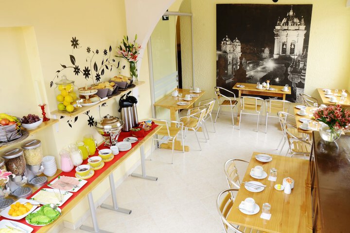 Breakfast/Coffee Service 141 of 176