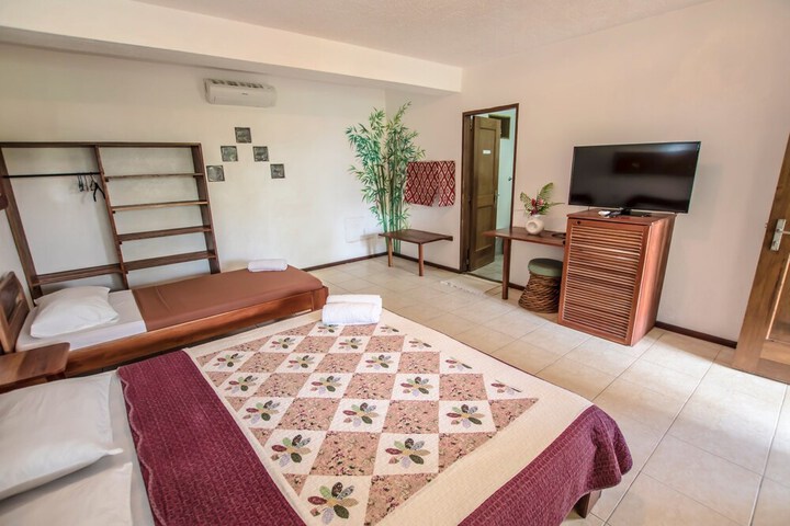 Room 14 of 79