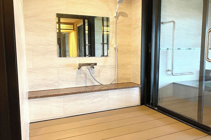 Bath Interior