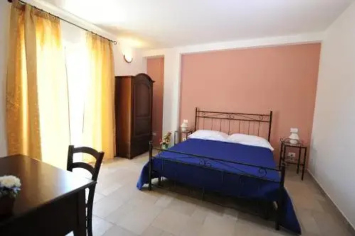 Room 2 of 15