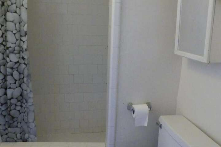 Room 42 of 57