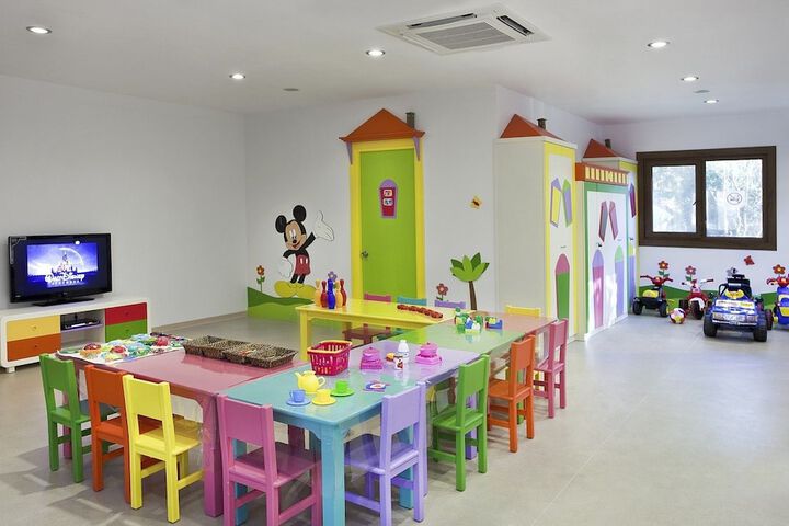 Children's play area - indoor