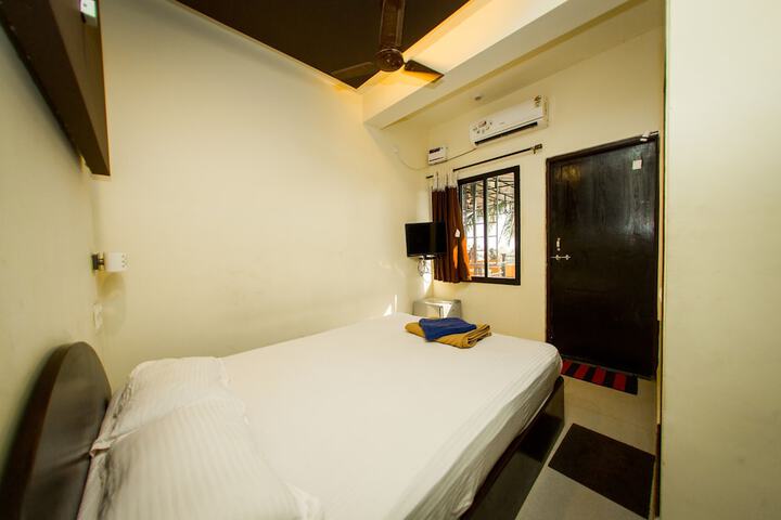 Room 59 of 144