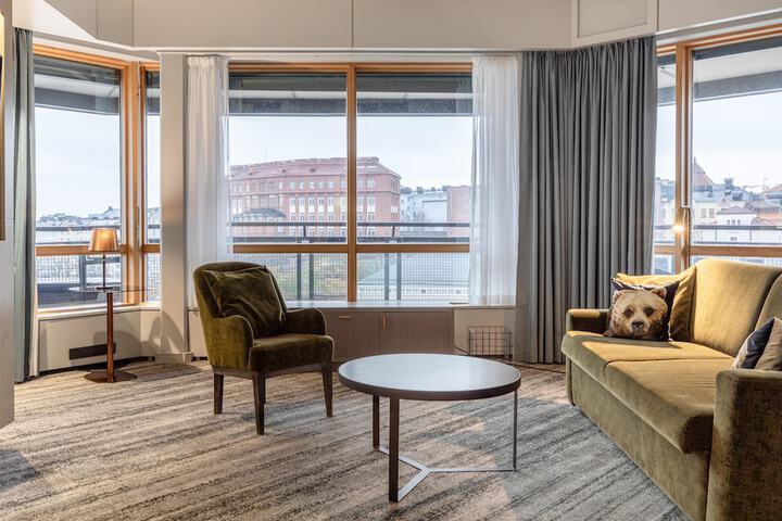 Room 50 of 115