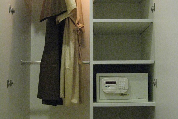 Room 29 of 49