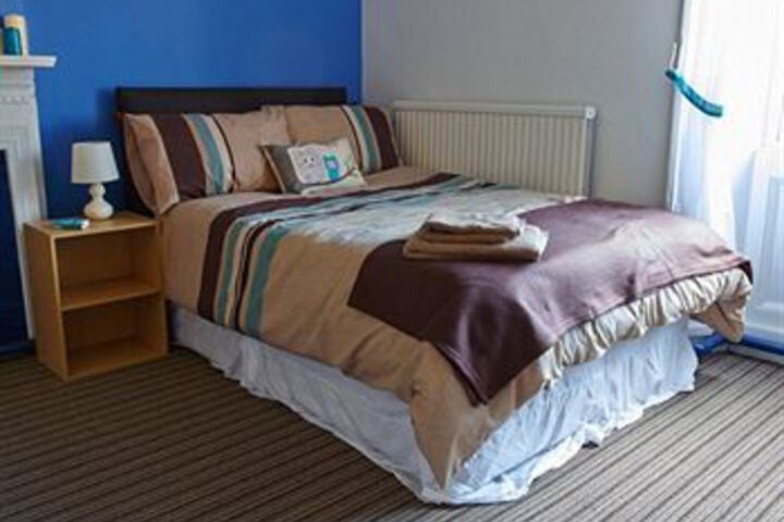 Room 5 of 11