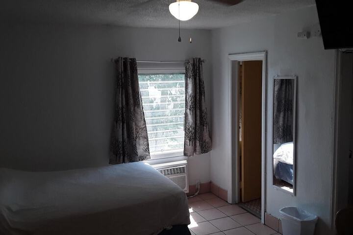Room 78 of 204