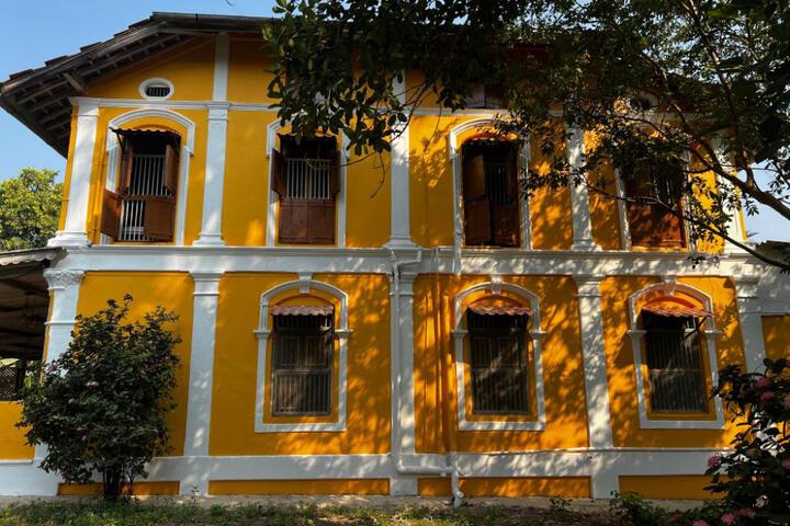 Daman Ganga Atithi Bhavan
