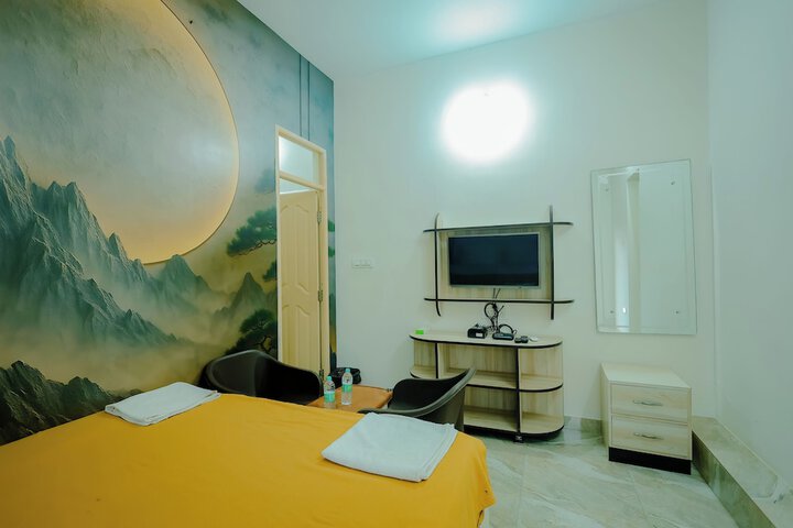 Room 19 of 94
