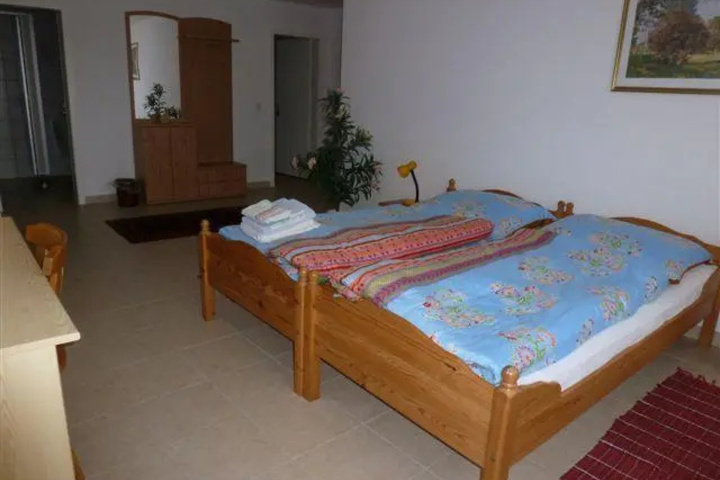 Room 3 of 15