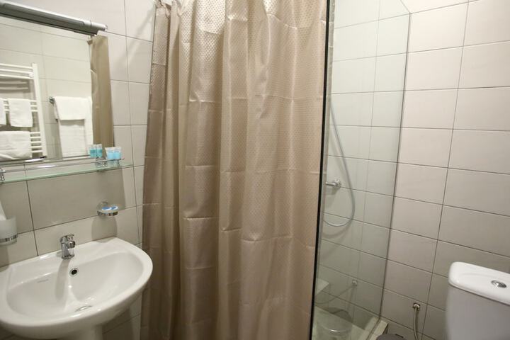 Room 78 of 86