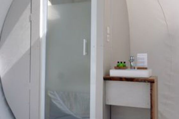 Room 3 of 20