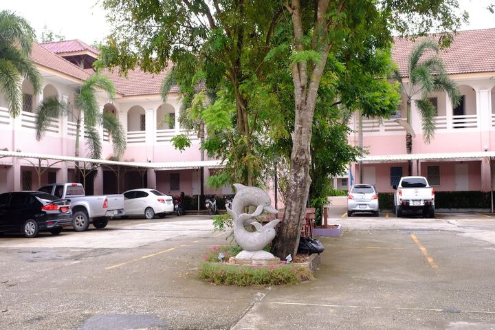 Property Grounds 16 of 19