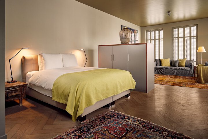Room 95 of 171