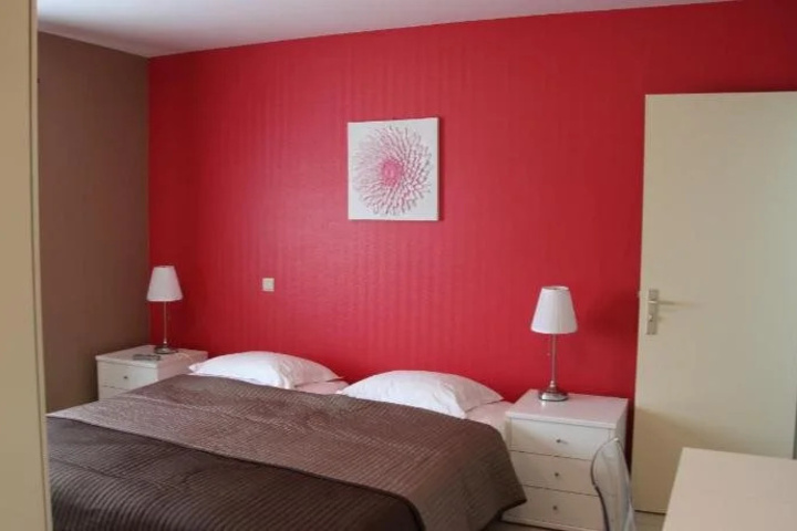 Room 3 of 11