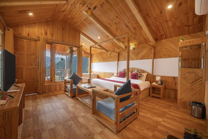 Room 9 of 49