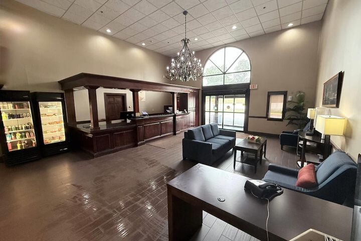 Guest Lobby