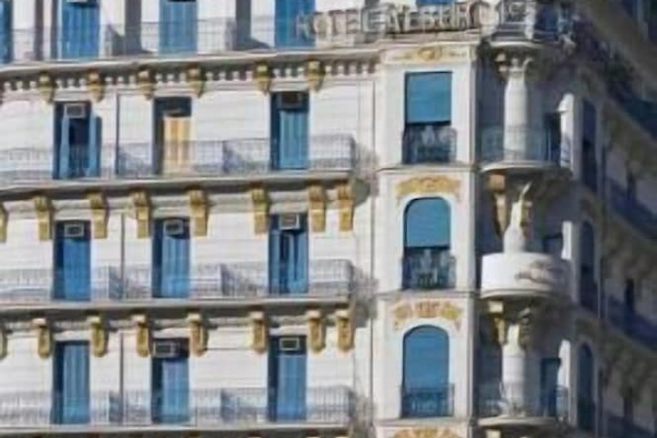 Hotel 6 of 7
