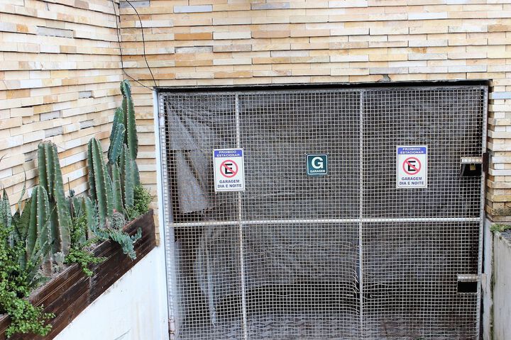 Property Grounds 33 of 40