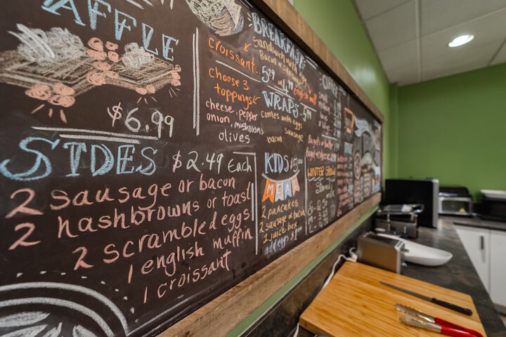 Breakfast/Coffee Service 36 of 45