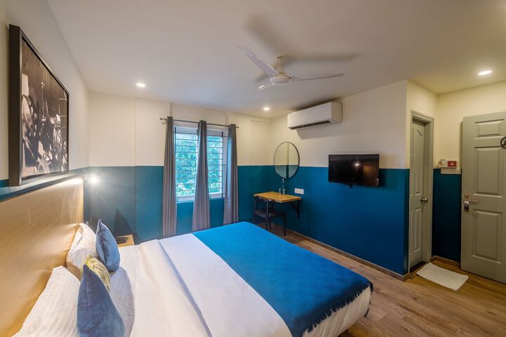 Room 11 of 21