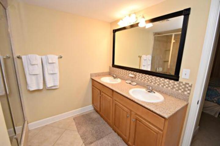 Sanibel 902 Condo in Gulf Shores, AL