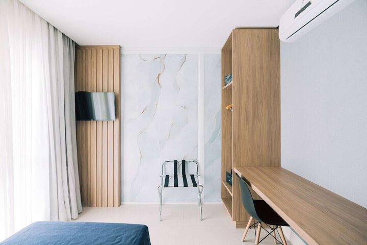 Room 10 of 86