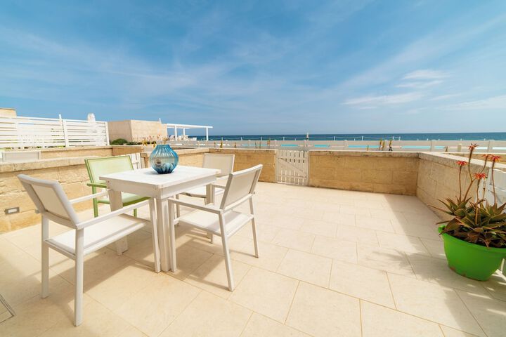 Terrace/Patio 19 of 44