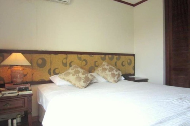 Room 19 of 41