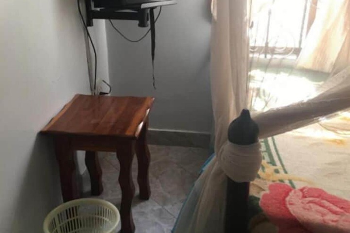 Room 17 of 29