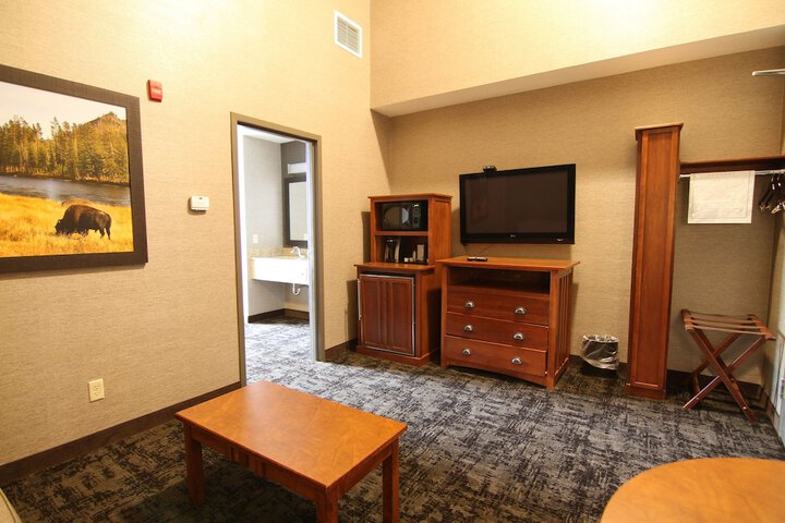 Room 18 of 43