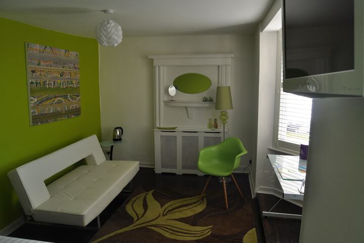 Room 12 of 40