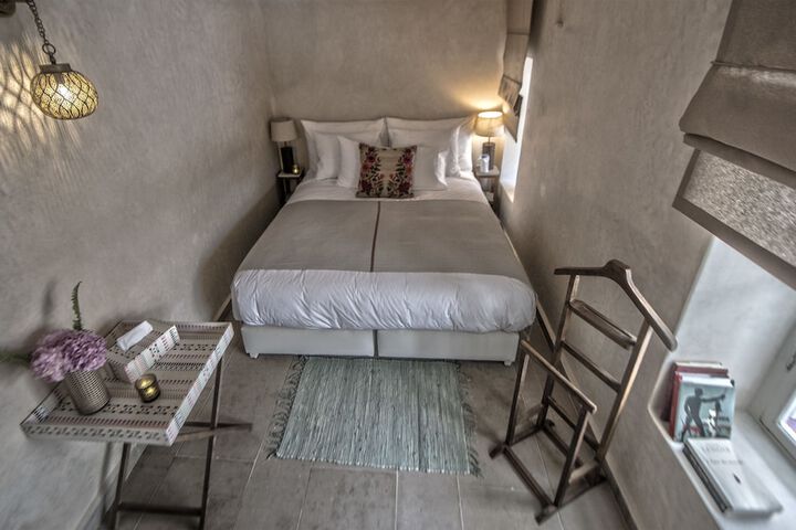 Room 5 of 25