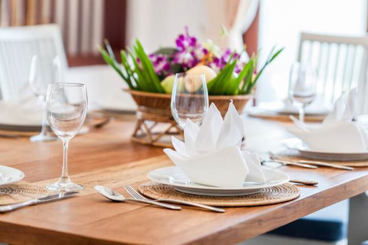 Dining 50 of 50