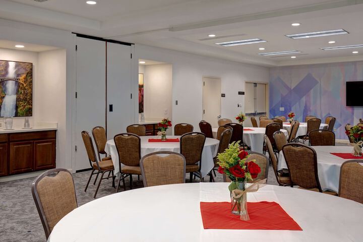 Meeting facility