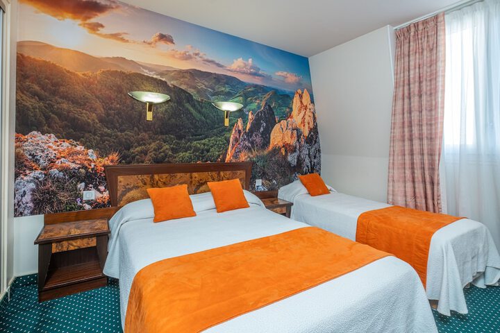 Room 25 of 55