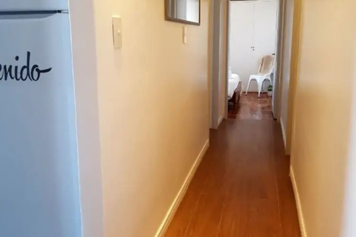 Room 9 of 14