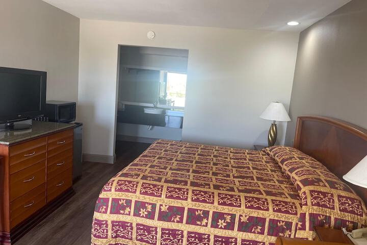 Room 7 of 36