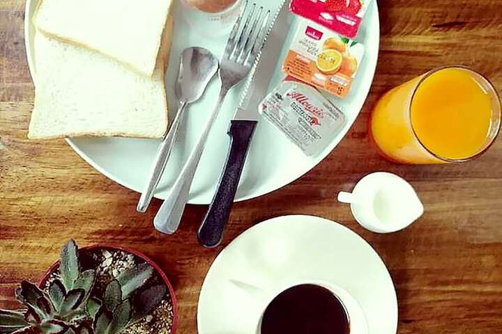 Breakfast/Coffee Service 97 of 116